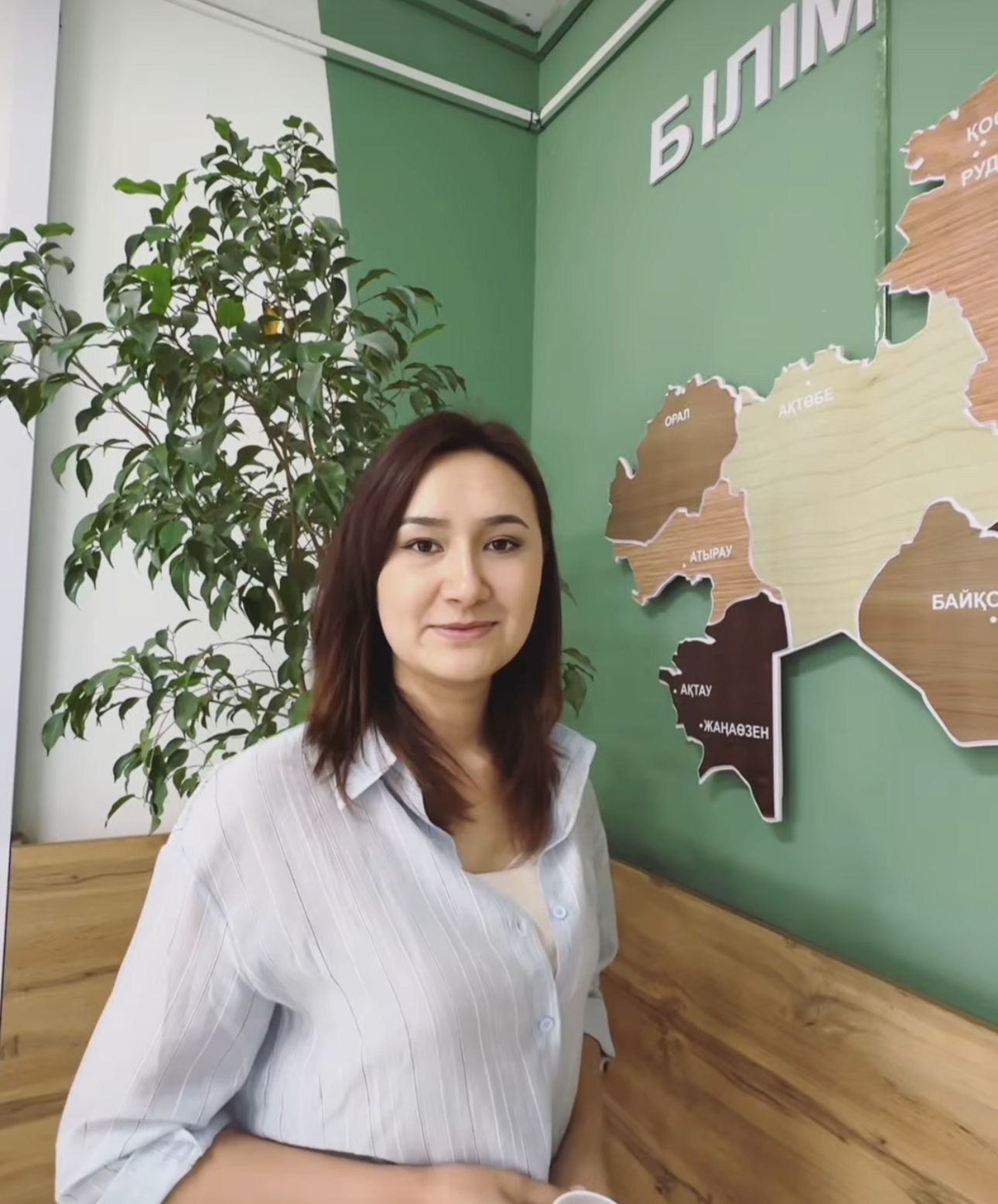 «Алматы – есірткісіз қала!» «Біз есірткіге қарсымыз!»